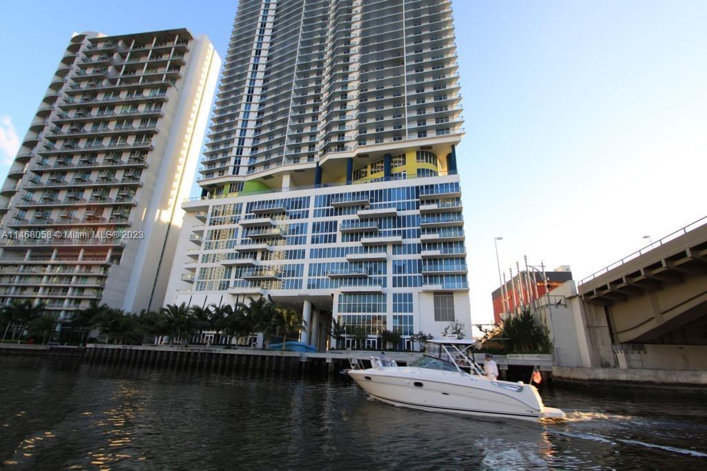 LATITUDE ON THE RIVER CON - Residential