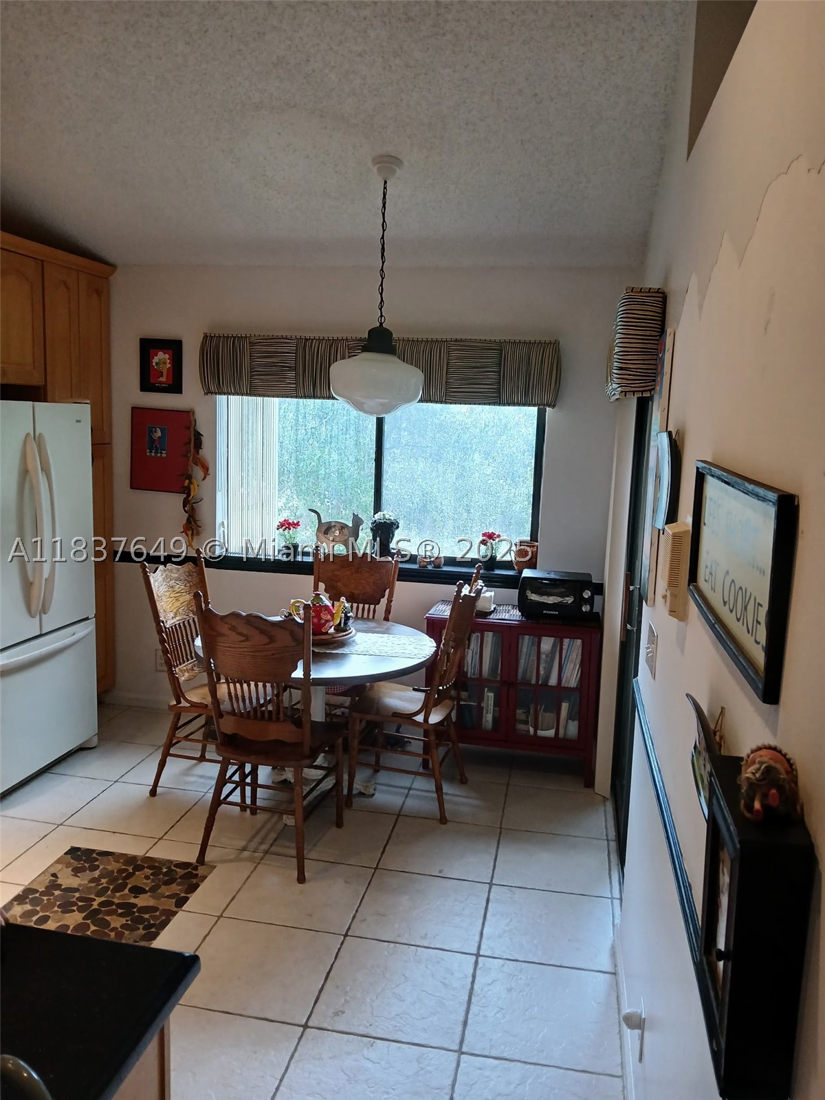 BRIDGEWATER CONDO - Residential