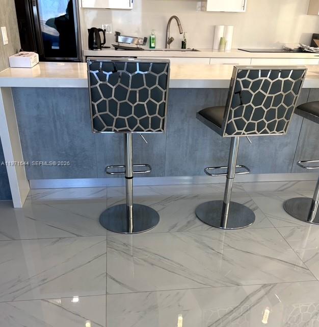 TURNBERRY ISLE SOUTH COND - Residential