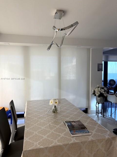 TURNBERRY ISLE SOUTH COND - Residential