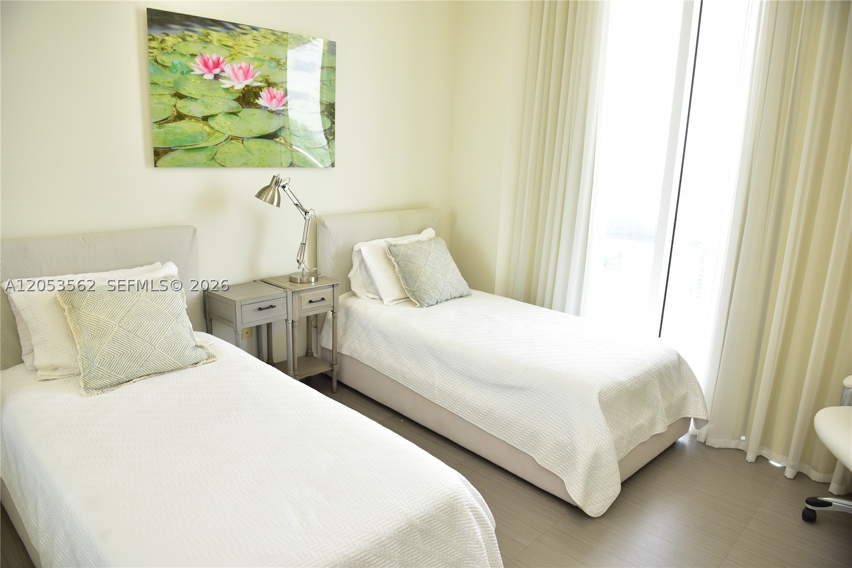 TDR TOWER III CONDO - Residential