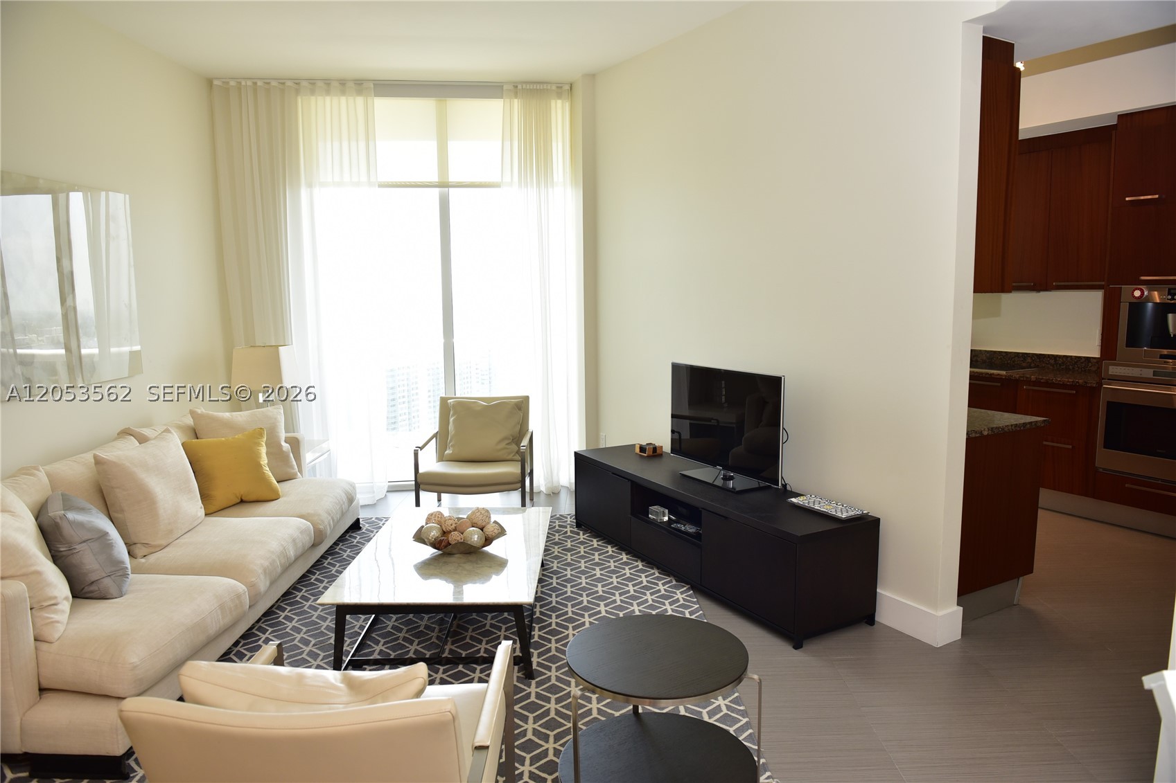 TDR TOWER III CONDO - Residential