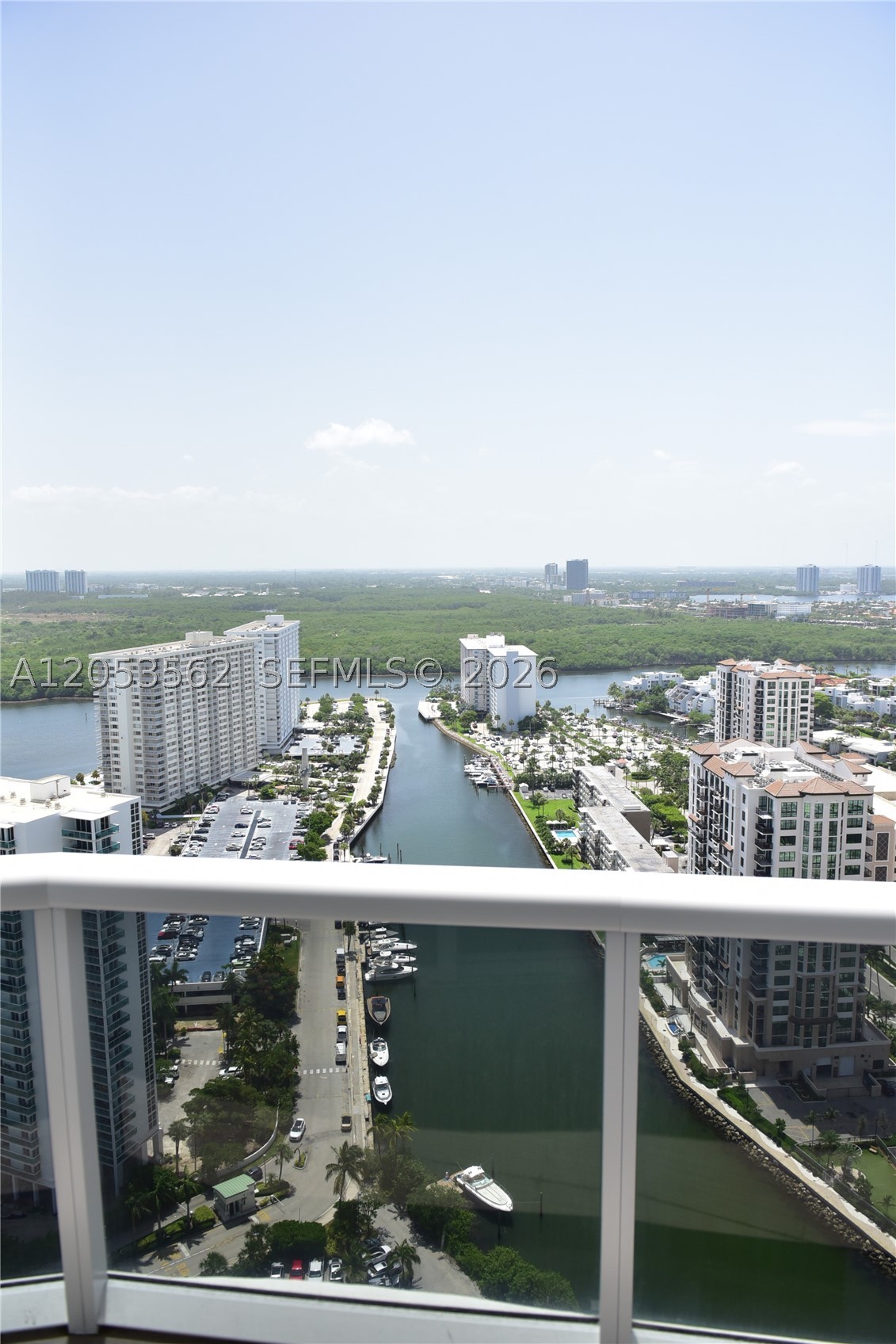 TDR TOWER III CONDO - Residential