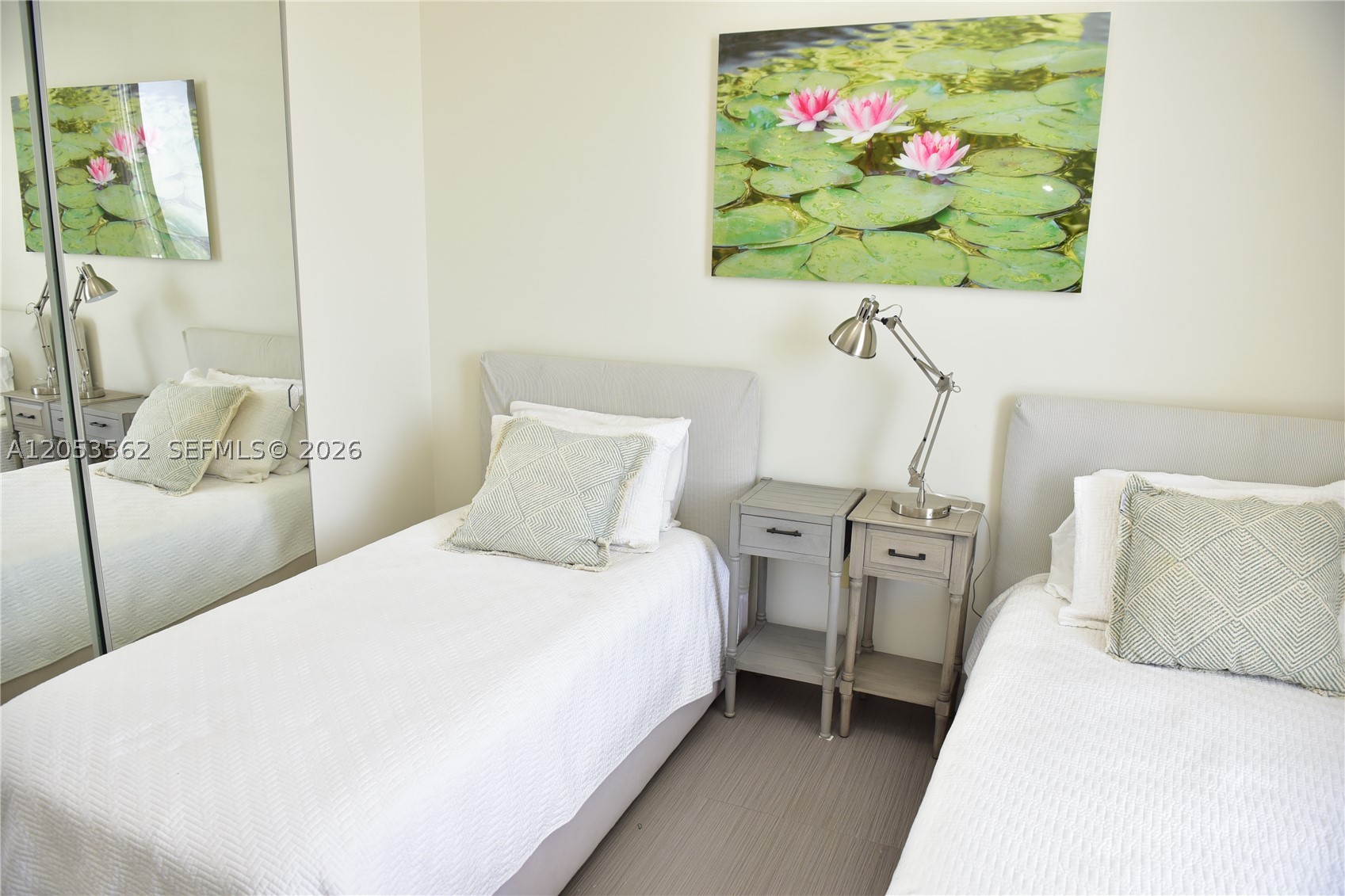 TDR TOWER III CONDO - Residential