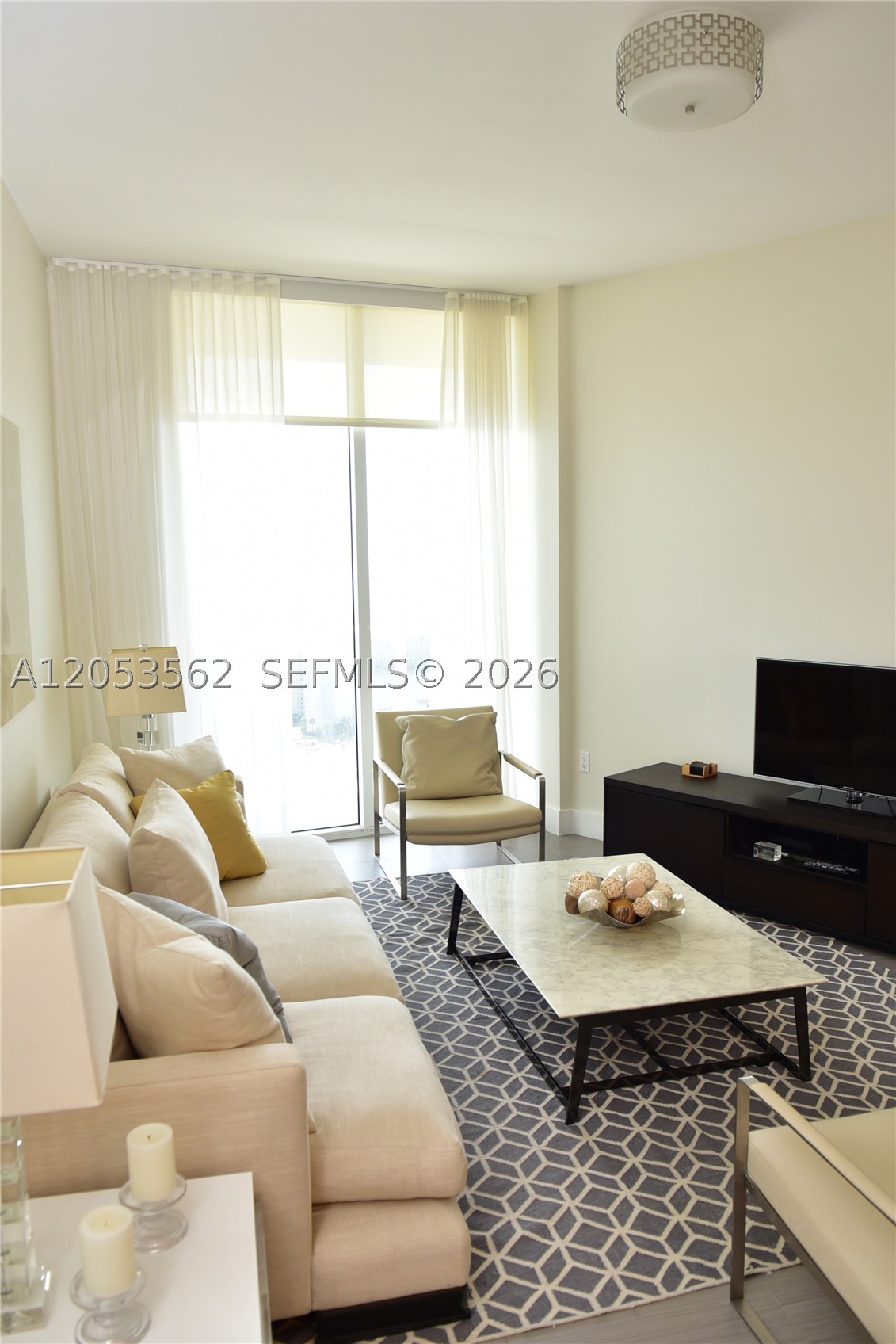 TDR TOWER III CONDO - Residential
