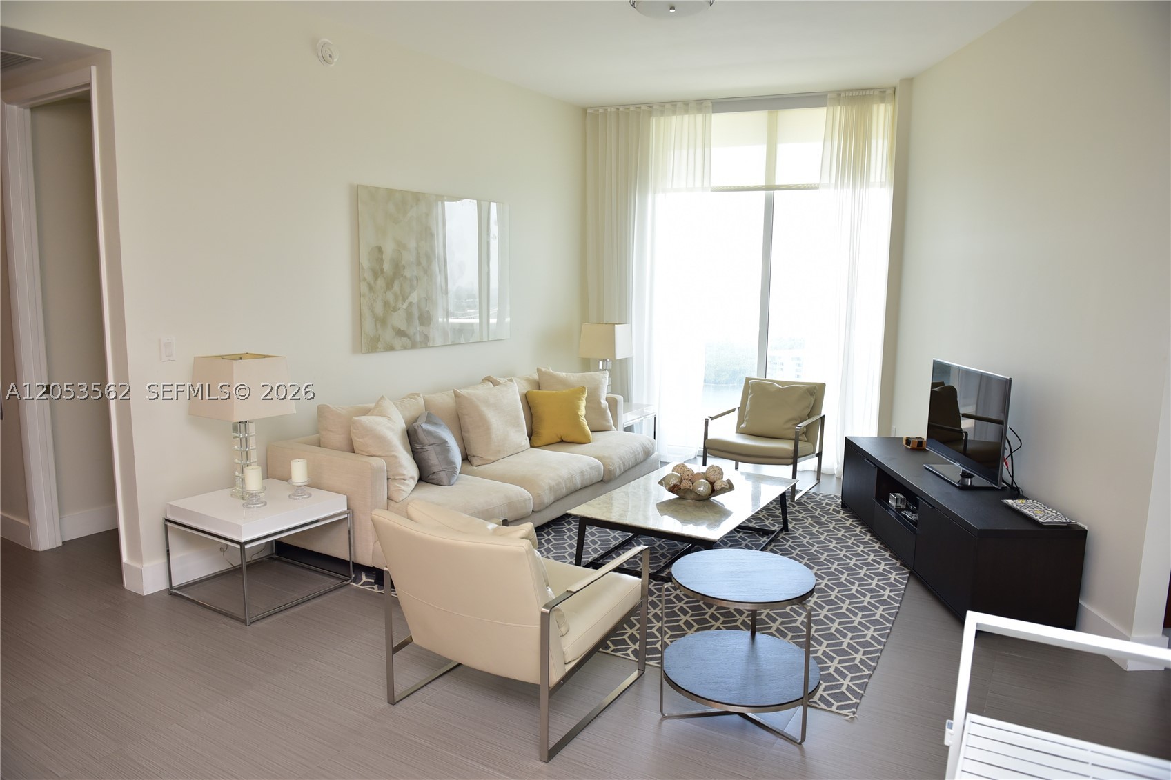 TDR TOWER III CONDO - Residential