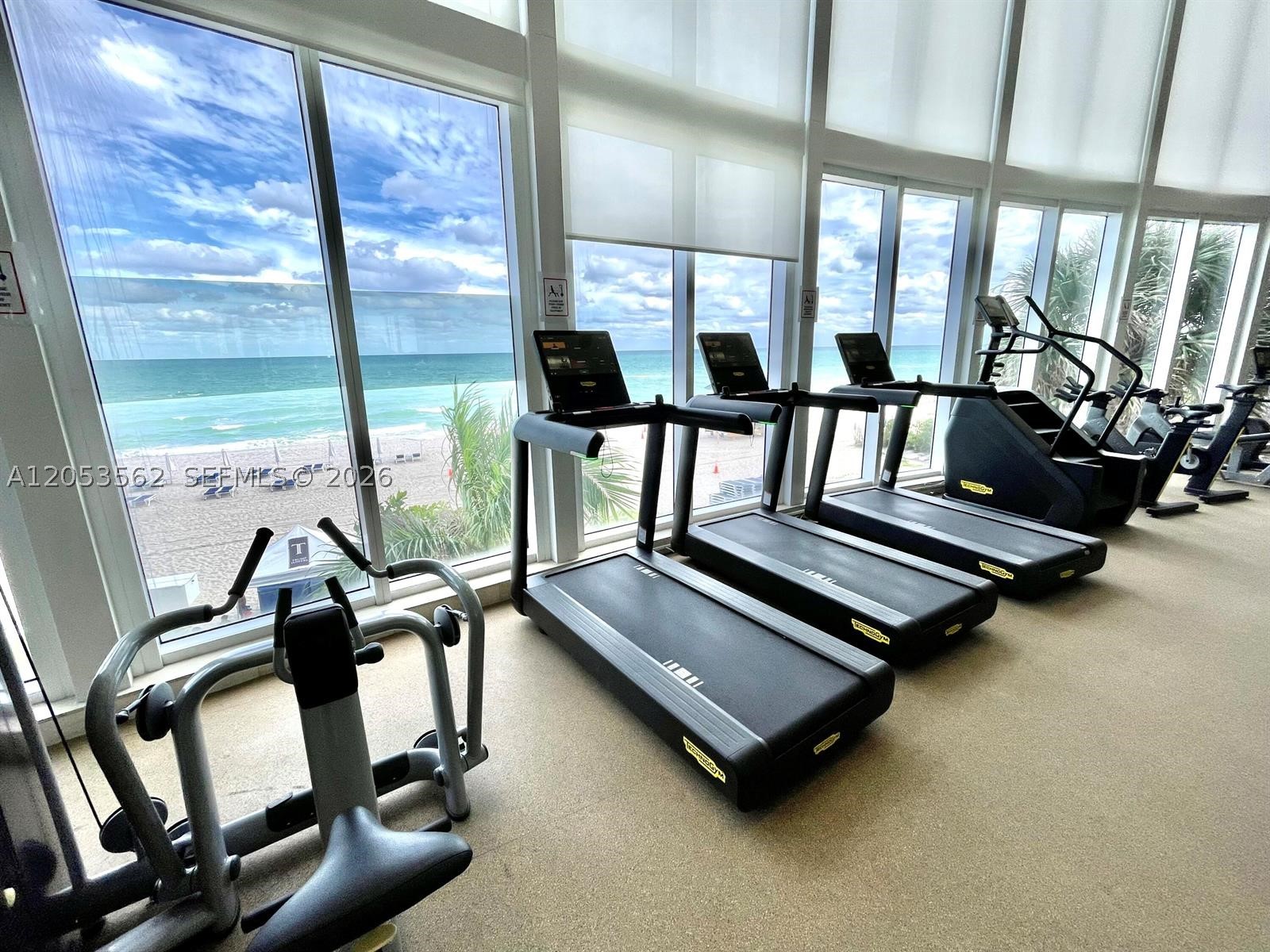 TDR TOWER III CONDO - Residential