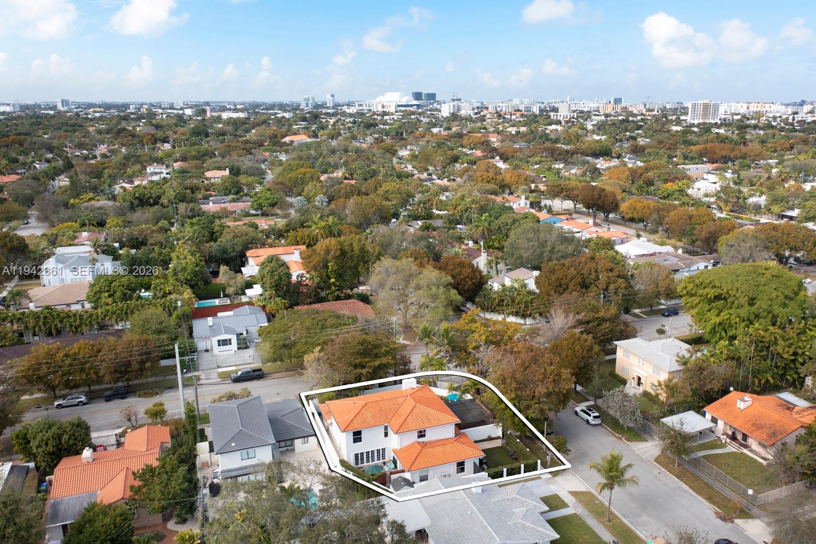 BRICKELL ESTATES - Residential
