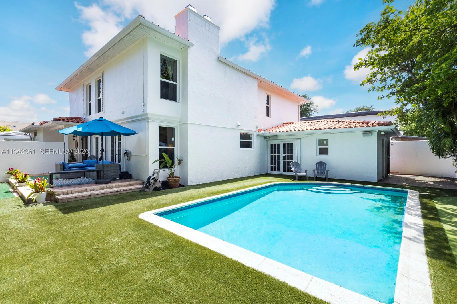 BRICKELL ESTATES - Residential
