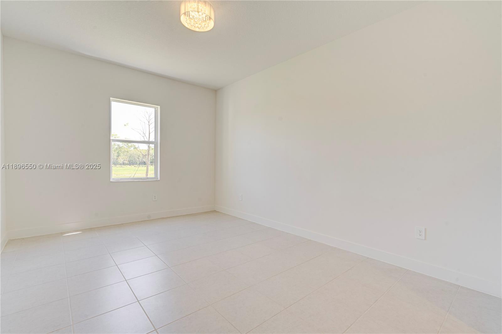 CRESCENT RIDGE - Residential