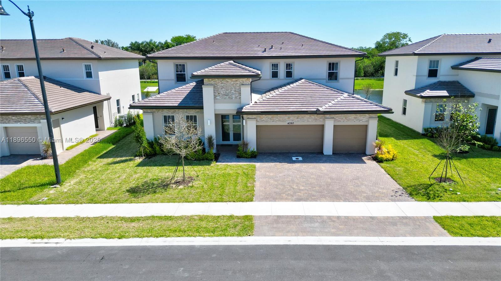 CRESCENT RIDGE - Residential