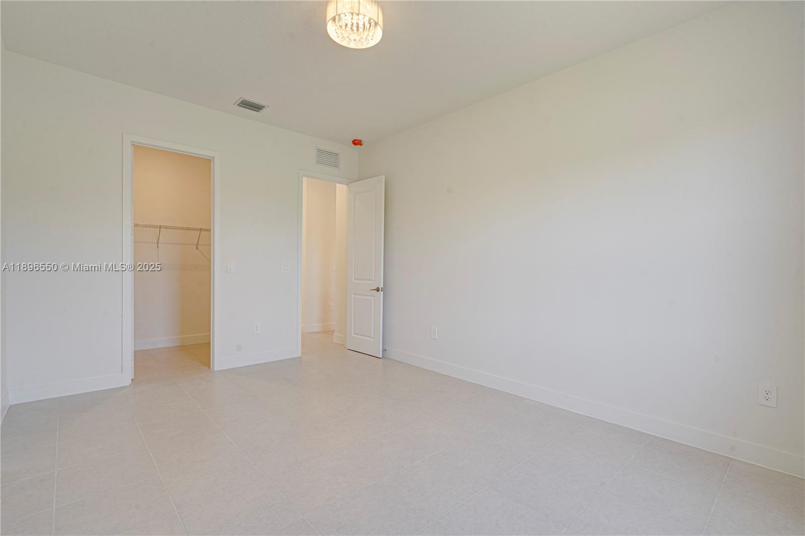 CRESCENT RIDGE - Residential