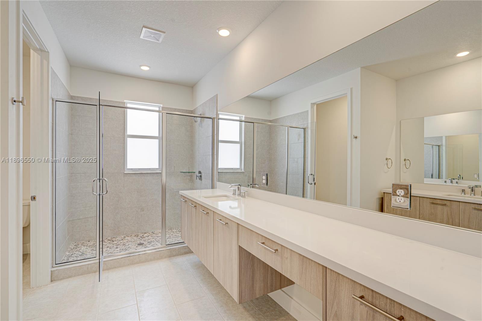 CRESCENT RIDGE - Residential