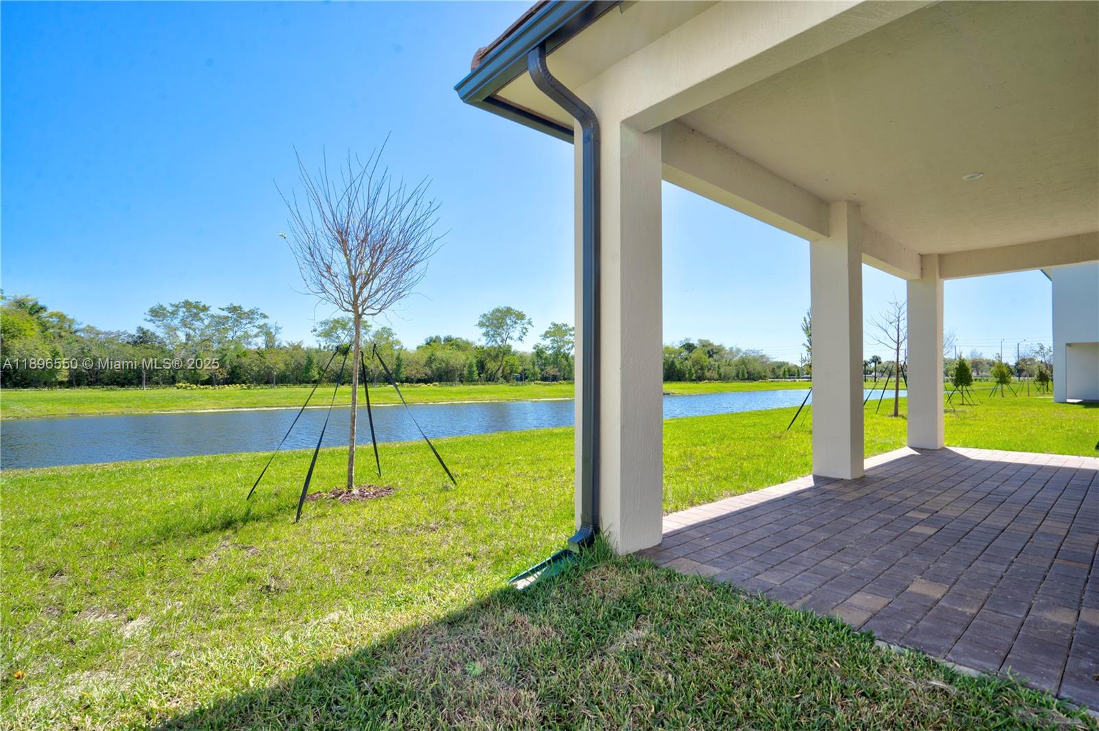 CRESCENT RIDGE - Residential