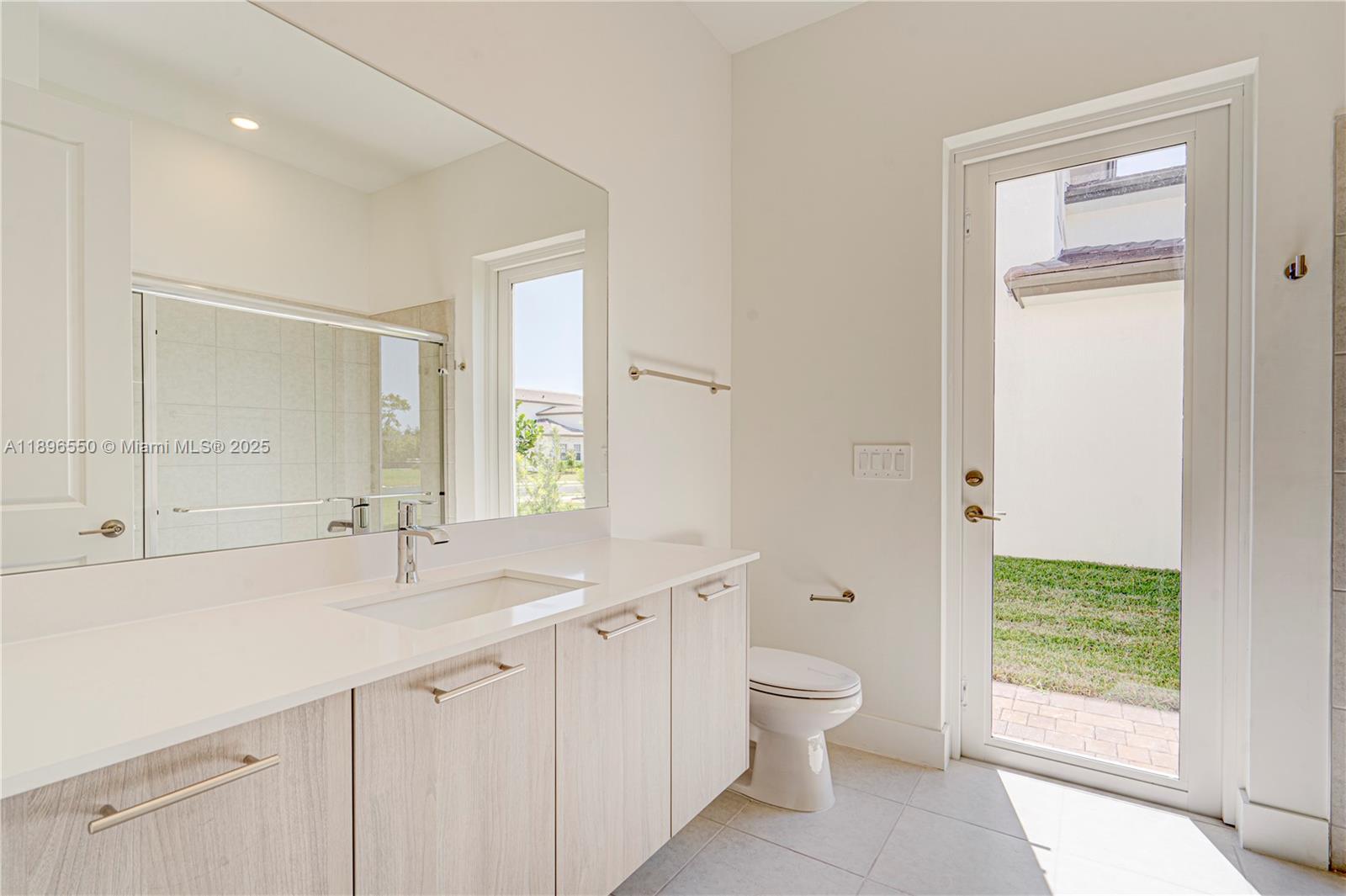 CRESCENT RIDGE - Residential