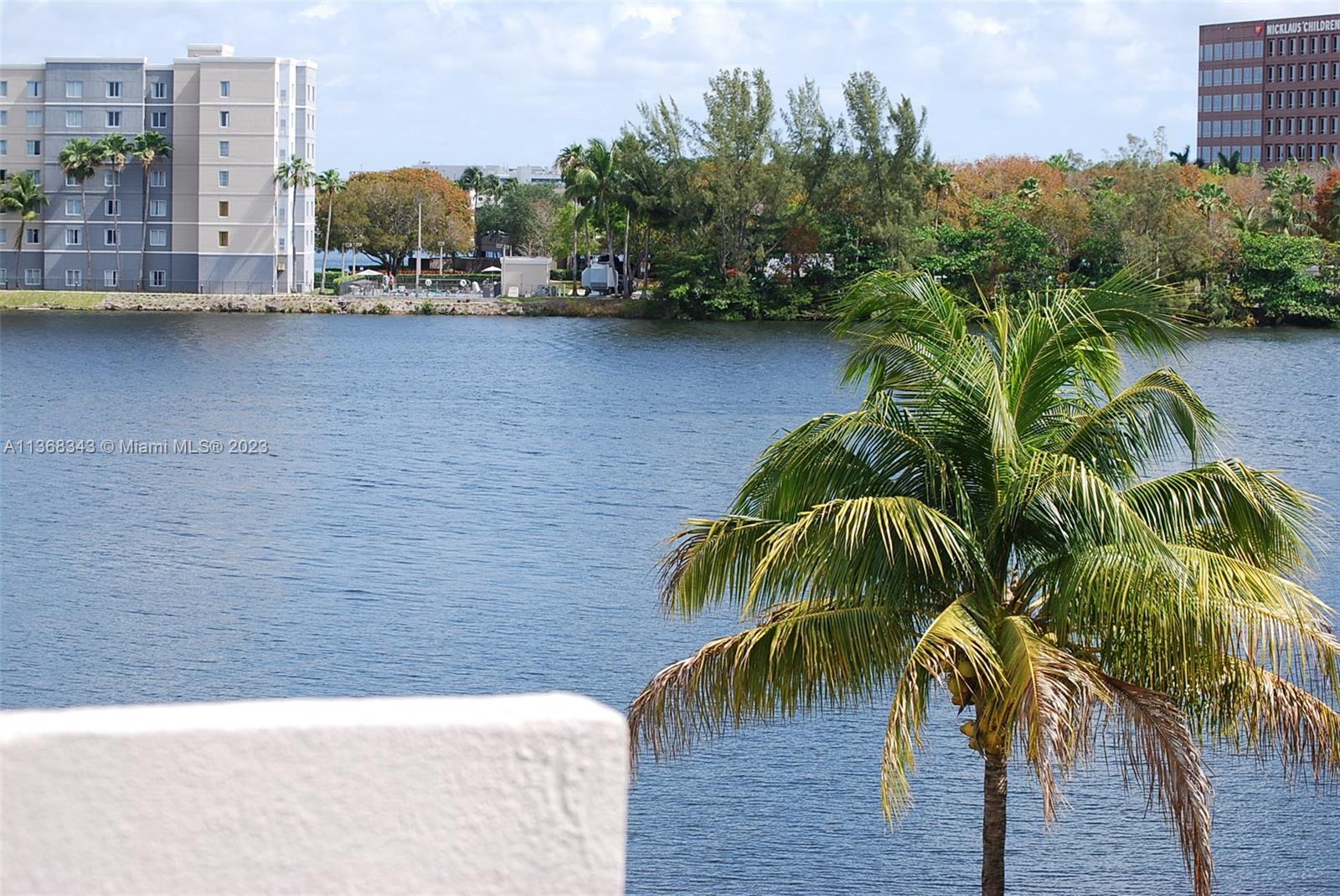 EL LAGO CONDO - Residential
