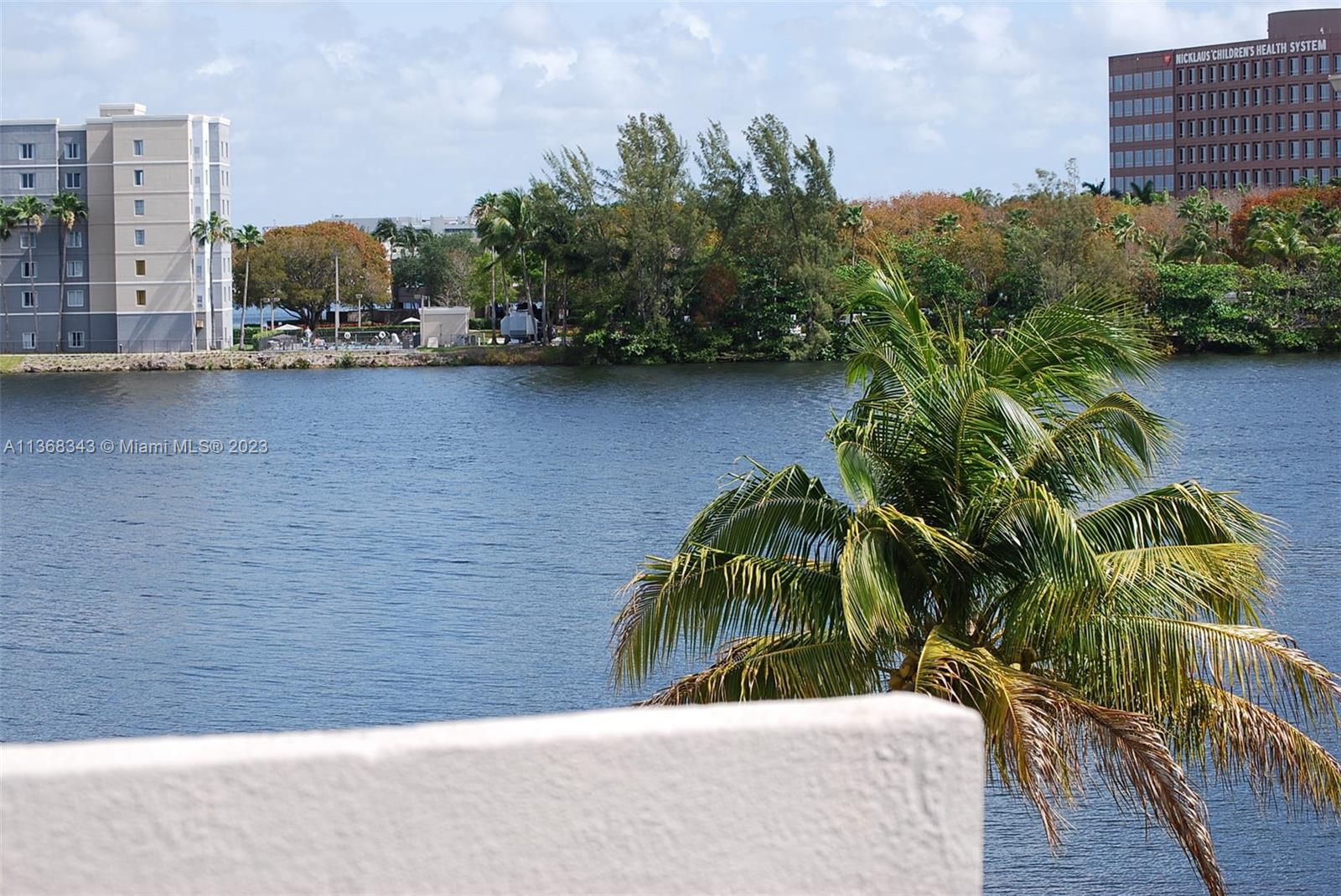 EL LAGO CONDO - Residential