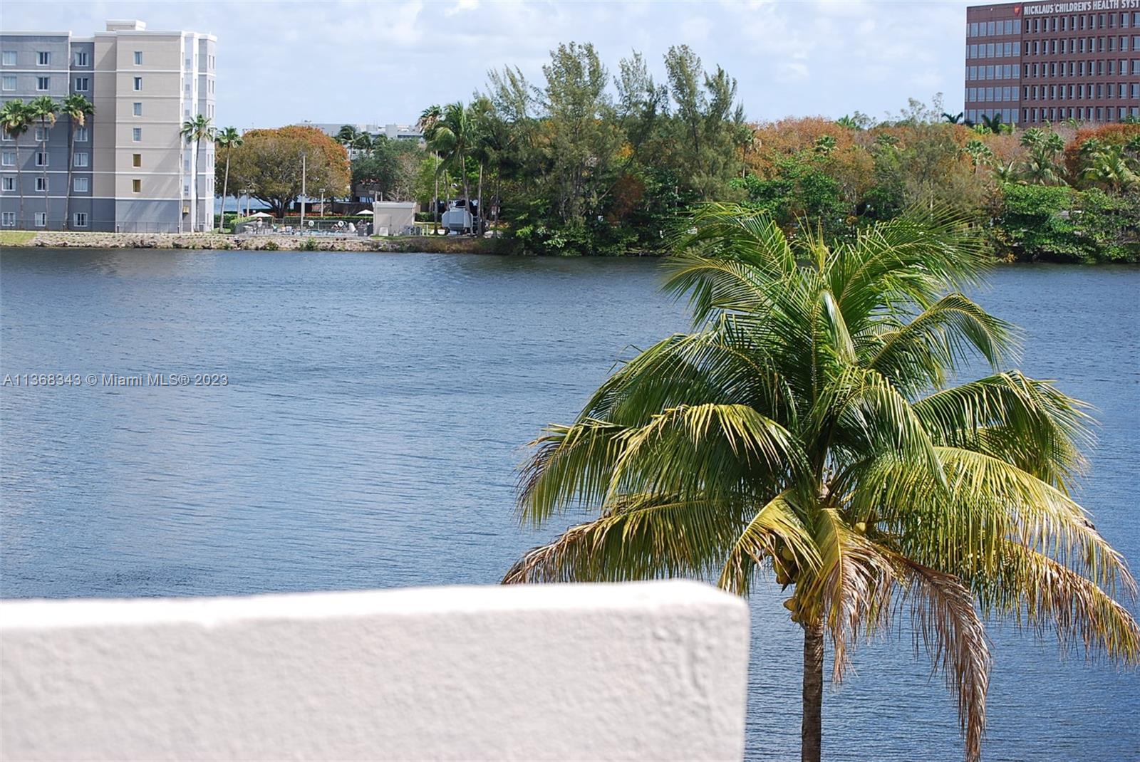 EL LAGO CONDO - Residential
