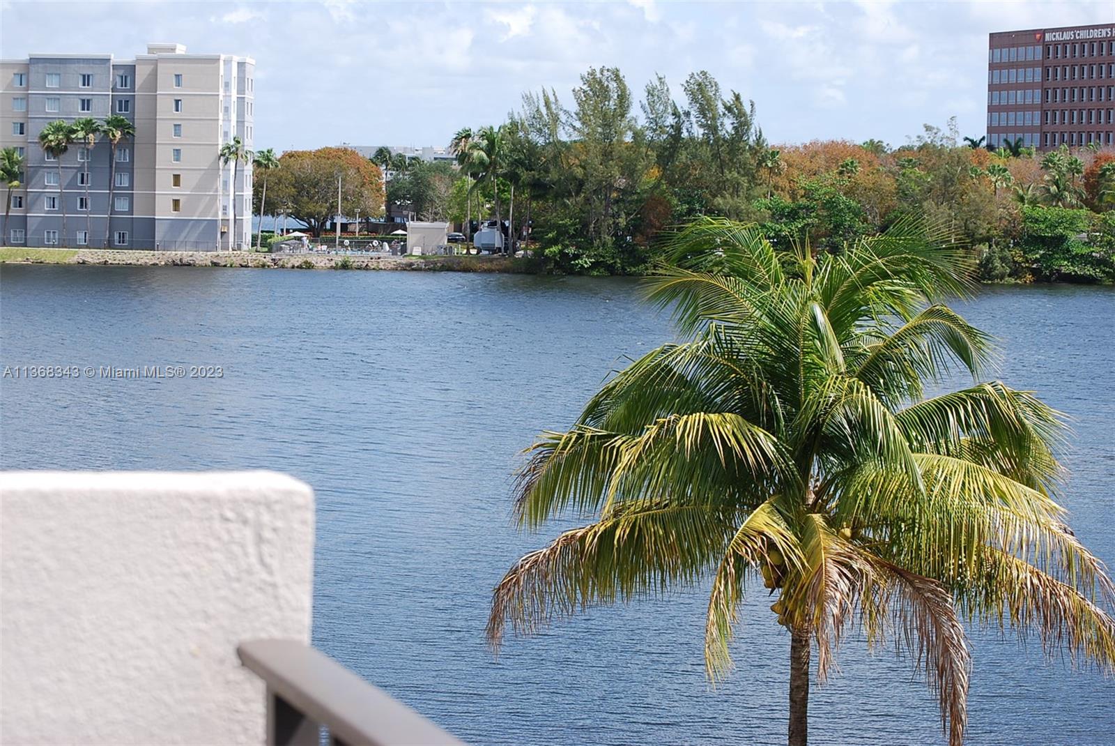 EL LAGO CONDO - Residential