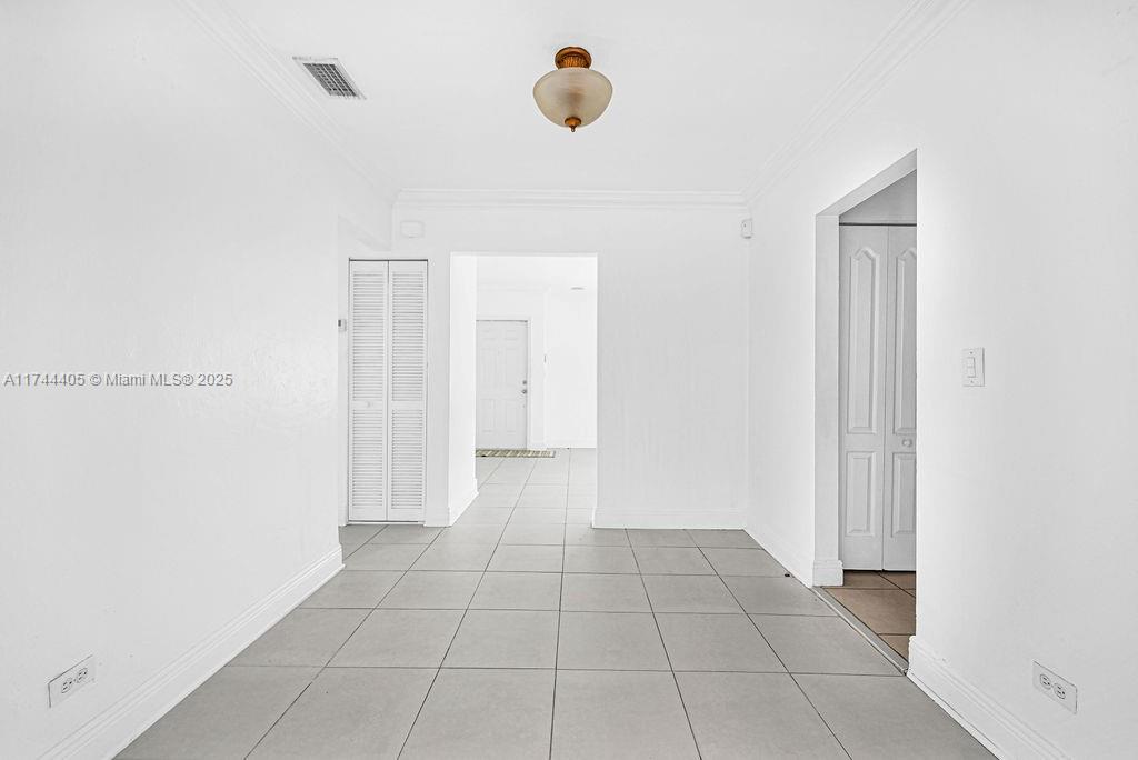 SUNNY GROVE - Residential