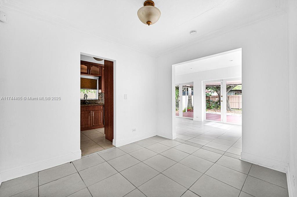 SUNNY GROVE - Residential