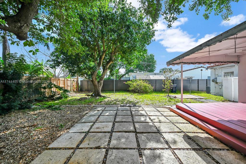 SUNNY GROVE - Residential