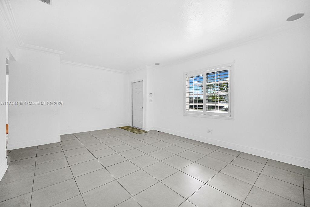 SUNNY GROVE - Residential