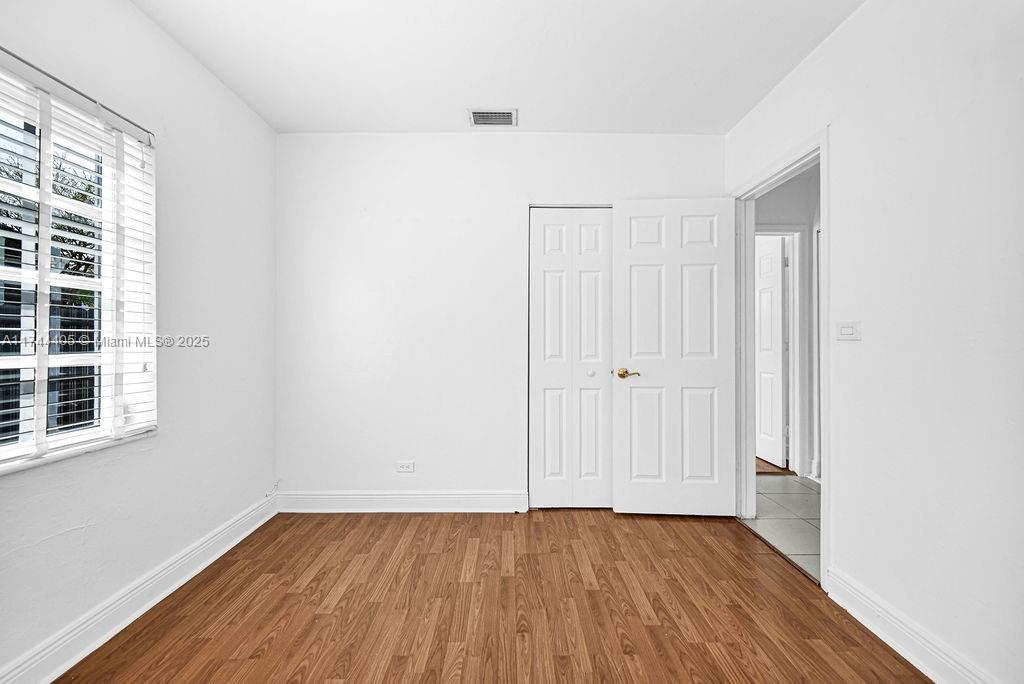SUNNY GROVE - Residential