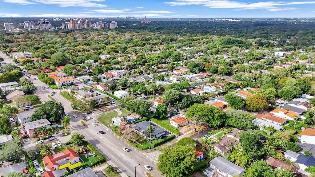 SUNNY GROVE - Residential
