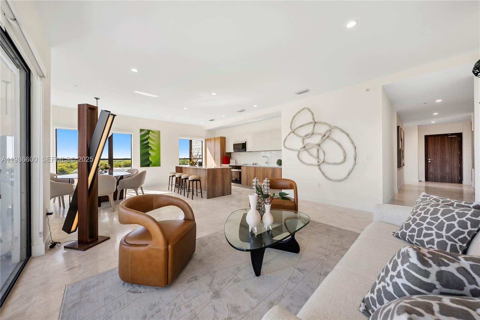 701 VALENCIA CONDO - Residential Lease