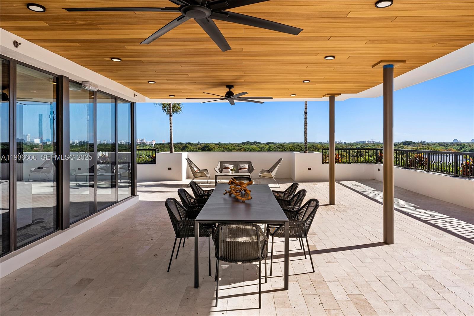 701 VALENCIA CONDO - Residential Lease
