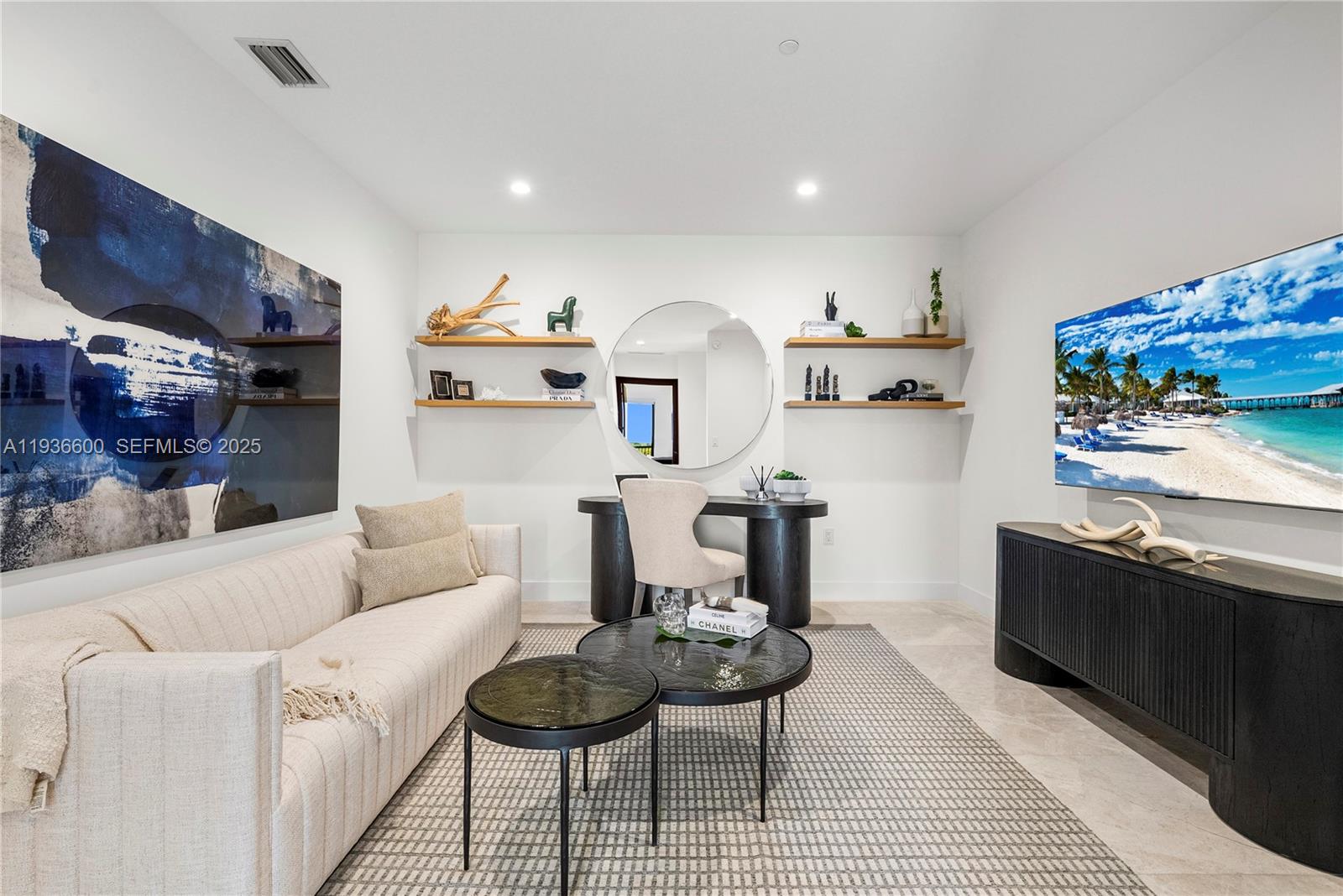 701 VALENCIA CONDO - Residential Lease