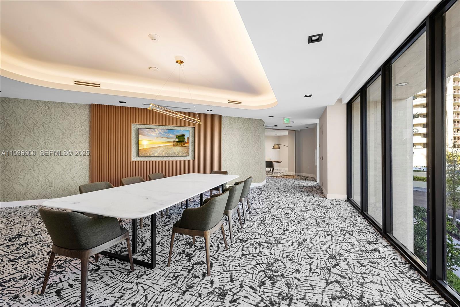 701 VALENCIA CONDO - Residential Lease