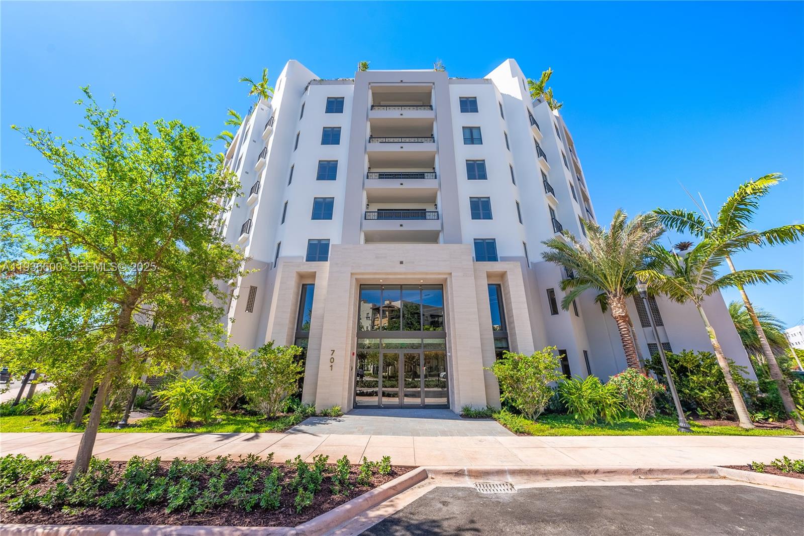 701 VALENCIA CONDO - Residential Lease