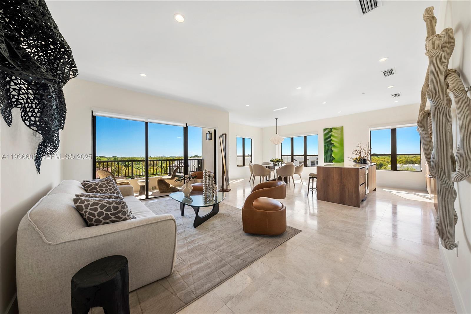 701 VALENCIA CONDO - Residential Lease