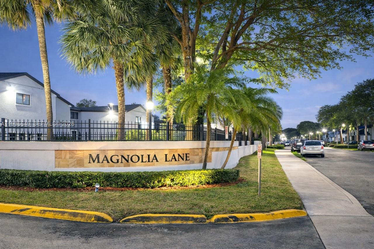 MAGNOLIA LANE CONDO - Residential
