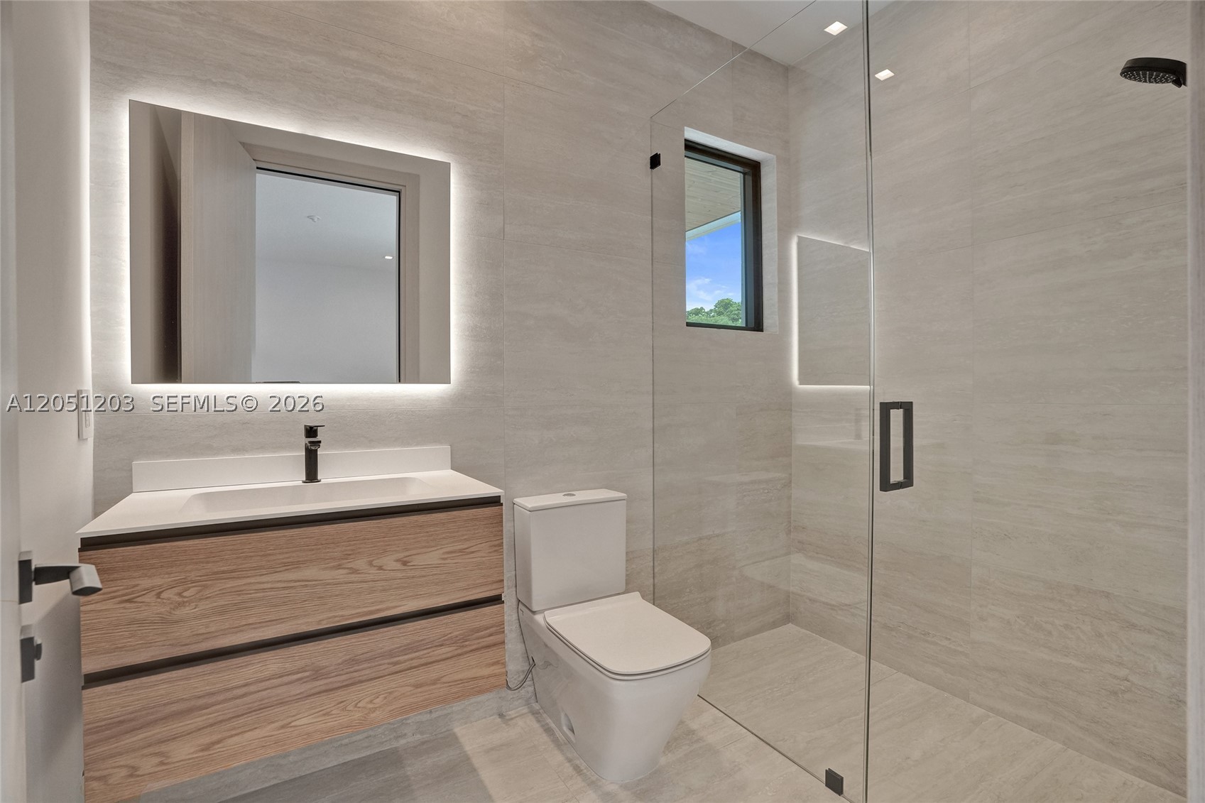 CORAL GABLES BISC BAY - Residential