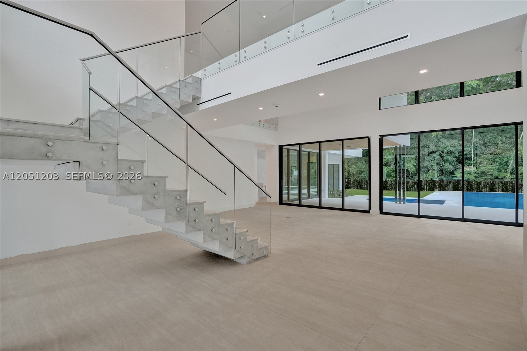 CORAL GABLES BISC BAY - Residential
