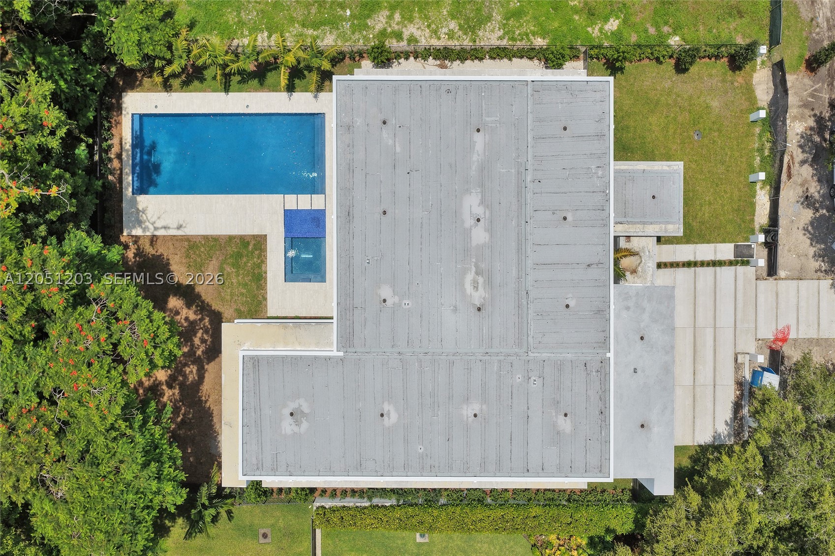 CORAL GABLES BISC BAY - Residential