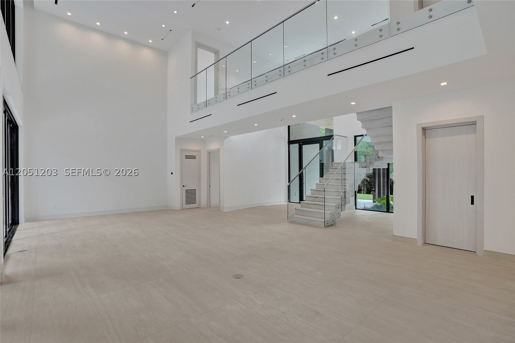CORAL GABLES BISC BAY - Residential