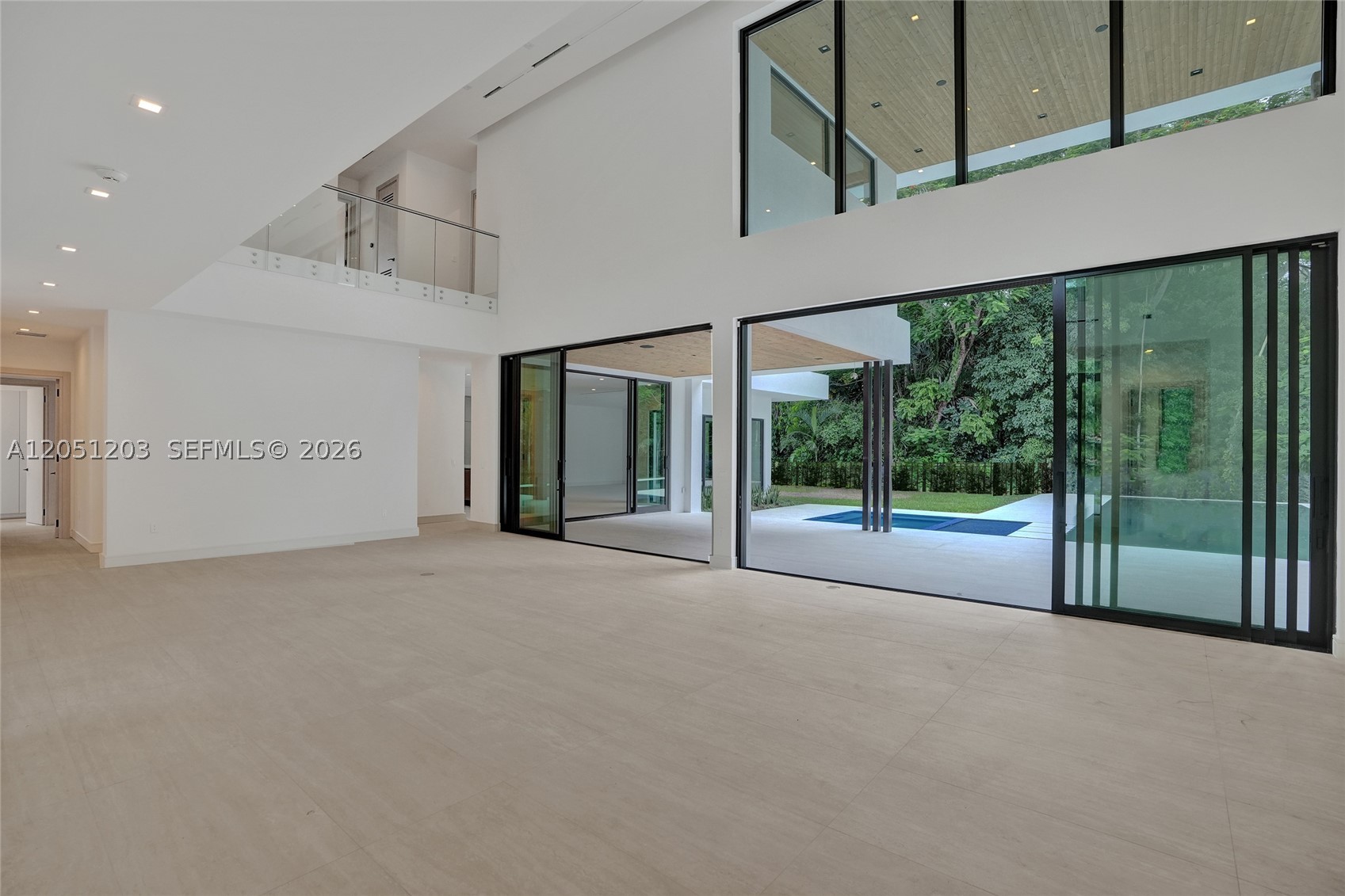 CORAL GABLES BISC BAY - Residential