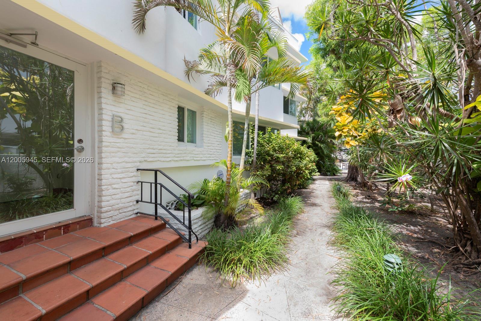 NORMANDY PALMS CONDO - Residential