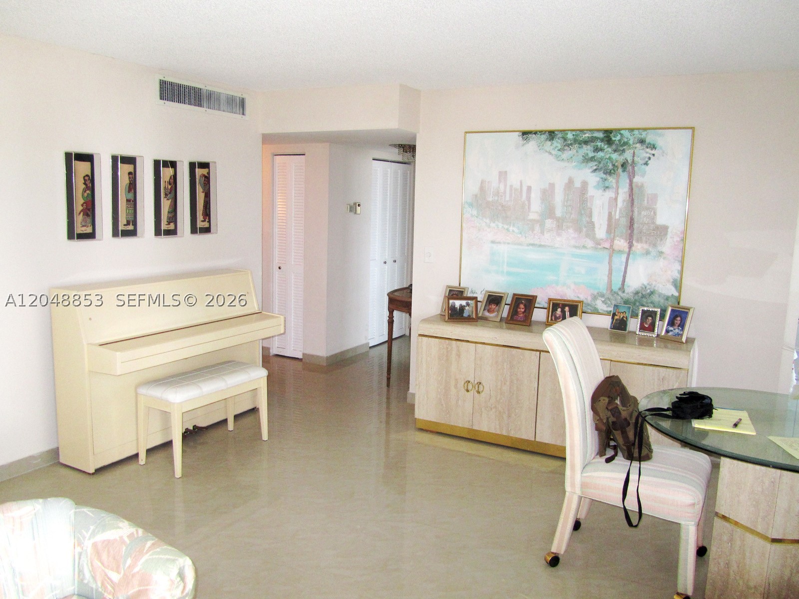 PLAZA TOWERS NORTH CONDO - Residential Lease