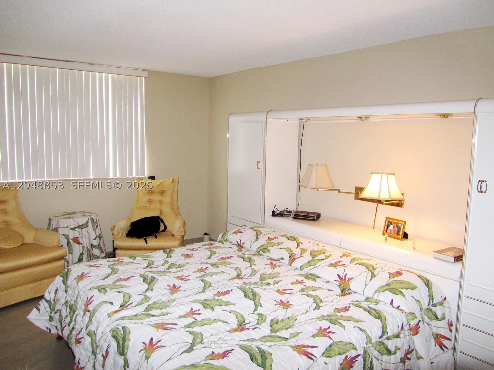 PLAZA TOWERS NORTH CONDO - Residential Lease
