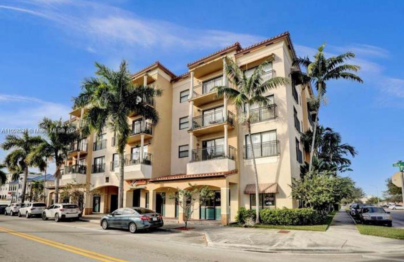 Nice apartment for rent in Hialeah,  1 bed / 1 bath. Very close to the airport and shopping centers.
 for showing send tex to listing agent  ** No Pets. **