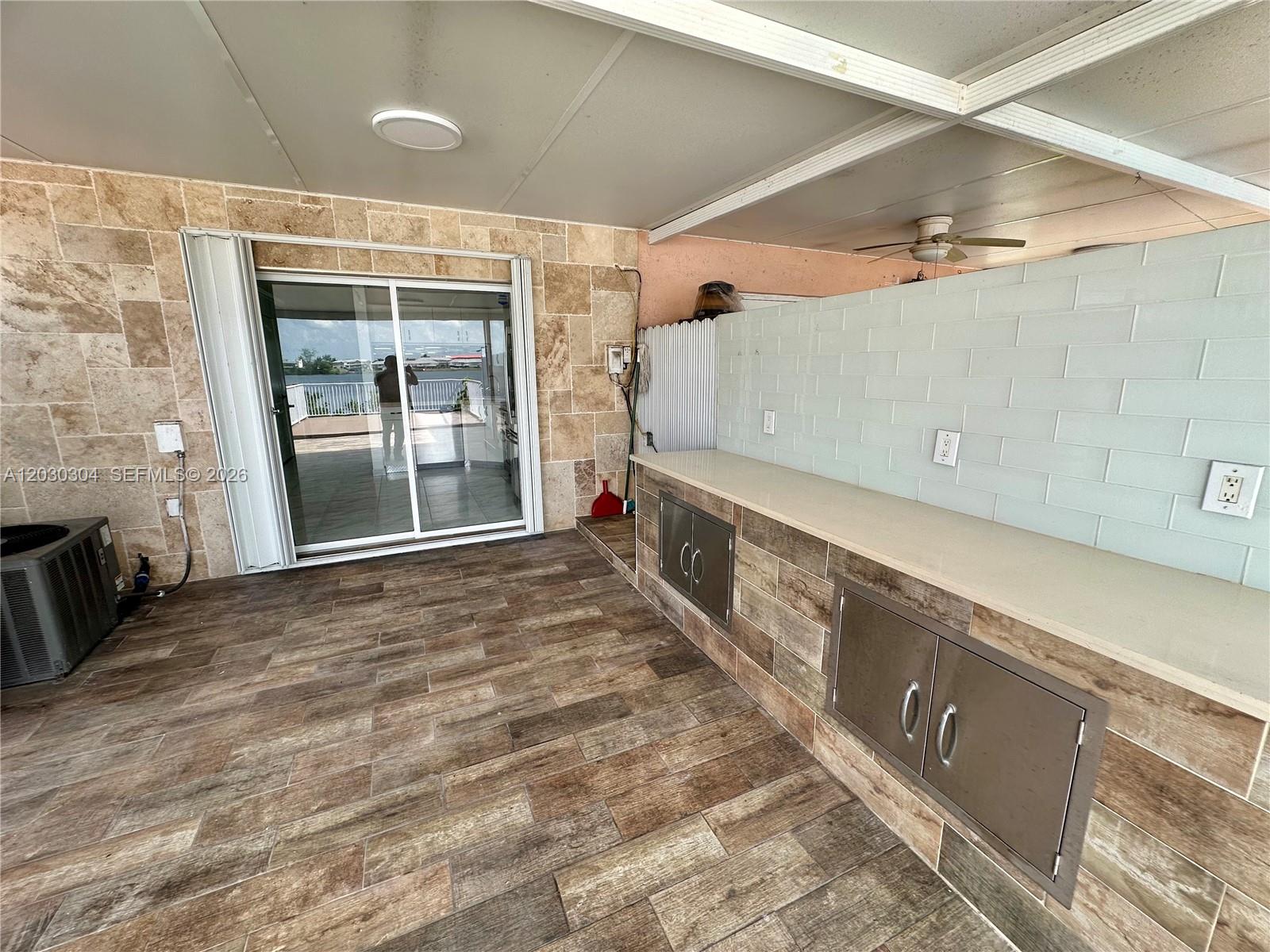 LAKEVIEW AT THE GARDENS C - Residential Lease