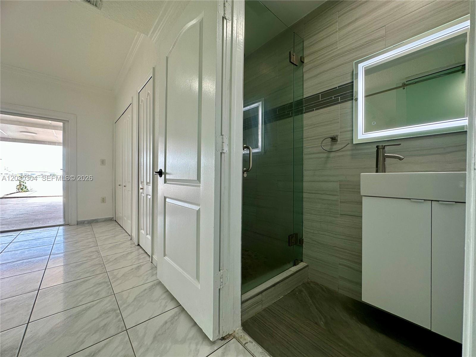 LAKEVIEW AT THE GARDENS C - Residential Lease