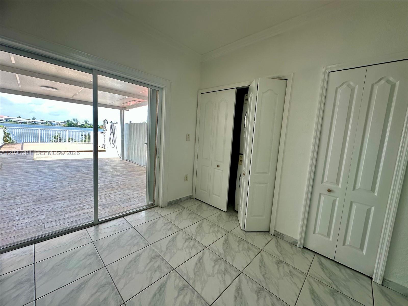 LAKEVIEW AT THE GARDENS C - Residential Lease