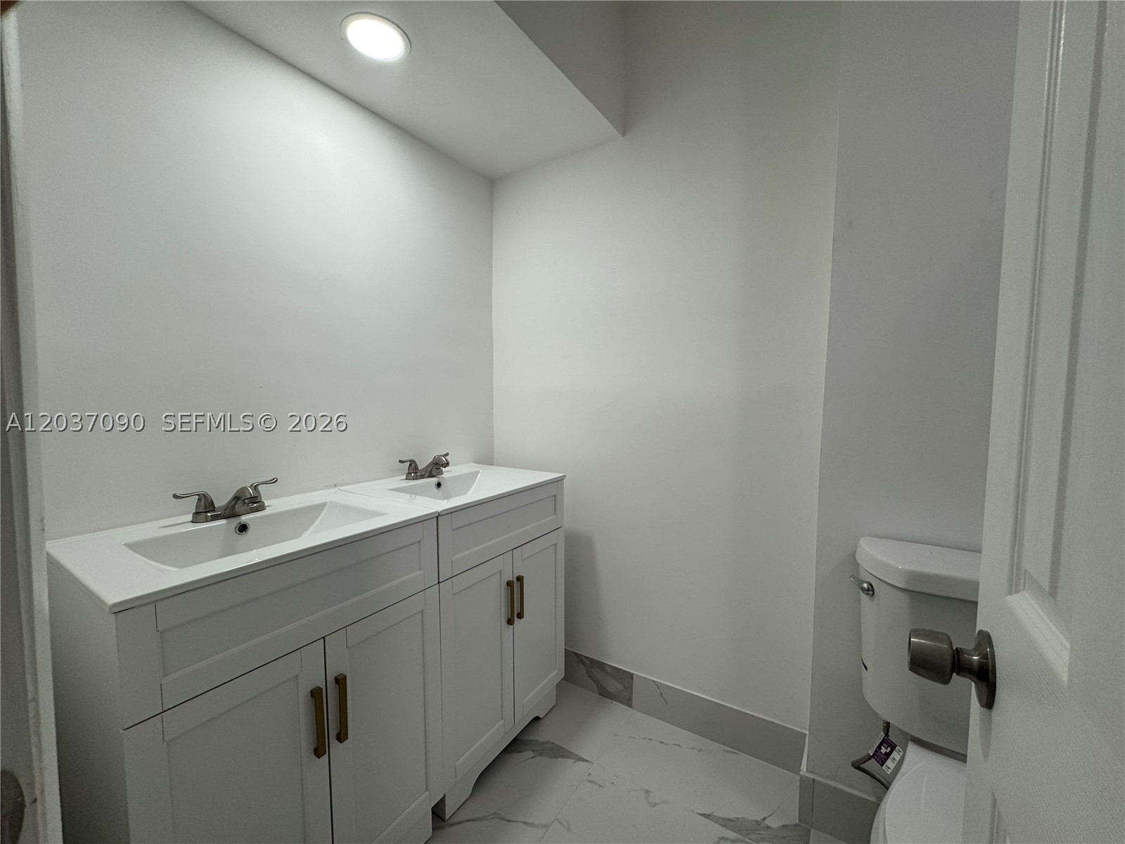 COASTAL GARDEN CONDO - Residential