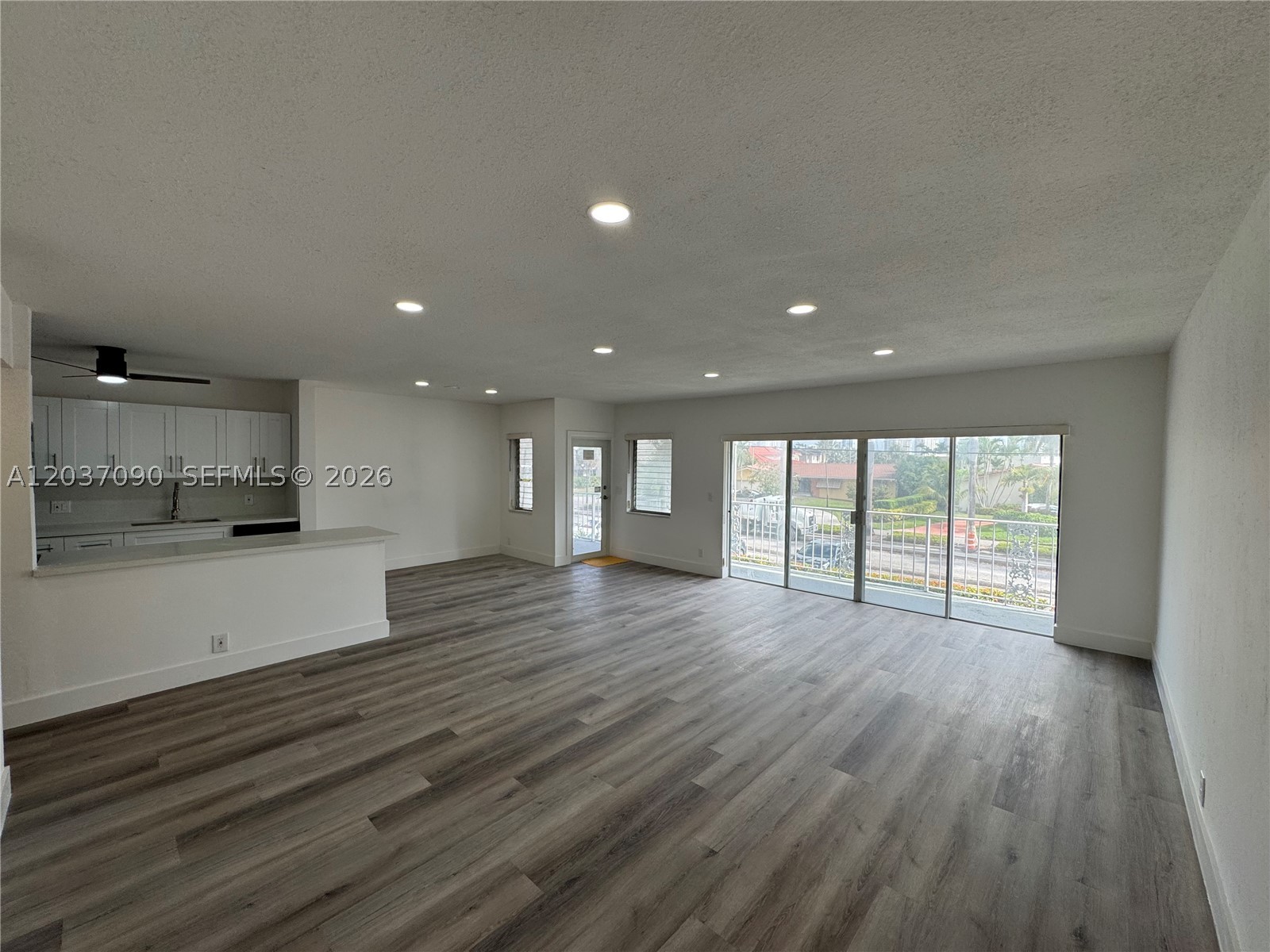 COASTAL GARDEN CONDO - Residential